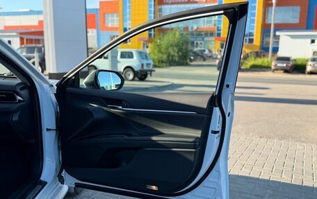 Toyota Camry, 2021 год, 3 150 000 рублей, 8 фотография
