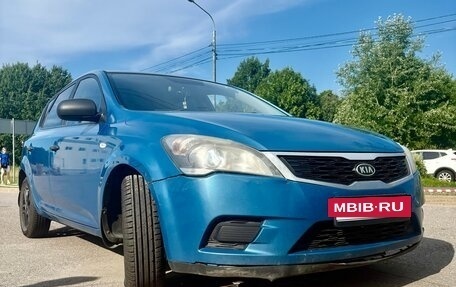 KIA cee'd I рестайлинг, 2010 год, 650 000 рублей, 3 фотография