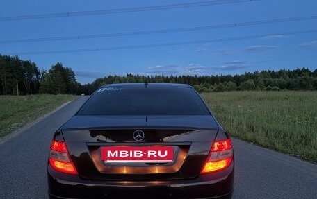 Mercedes-Benz C-Класс, 2011 год, 1 200 000 рублей, 3 фотография