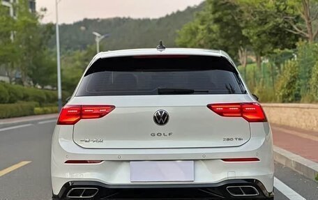 Volkswagen Golf VIII, 2022 год, 1 988 846 рублей, 2 фотография