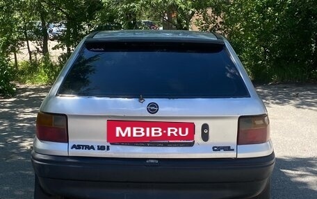 Opel Astra F, 1992 год, 65 000 рублей, 2 фотография