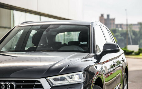 Audi Q5, 2019 год, 3 099 000 рублей, 2 фотография