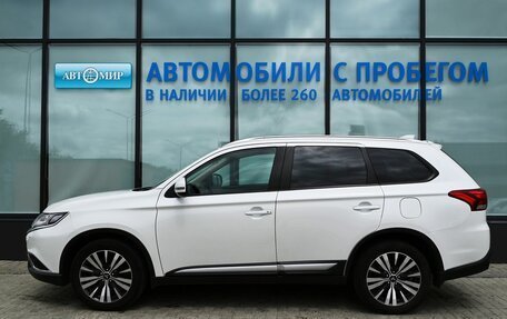 Mitsubishi Outlander III рестайлинг 3, 2018 год, 2 305 000 рублей, 2 фотография