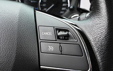 Mitsubishi Outlander III рестайлинг 3, 2018 год, 2 305 000 рублей, 13 фотография