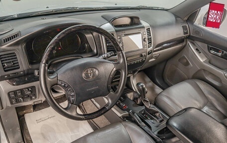 Toyota Land Cruiser Prado 120 рестайлинг, 2008 год, 1 979 000 рублей, 8 фотография