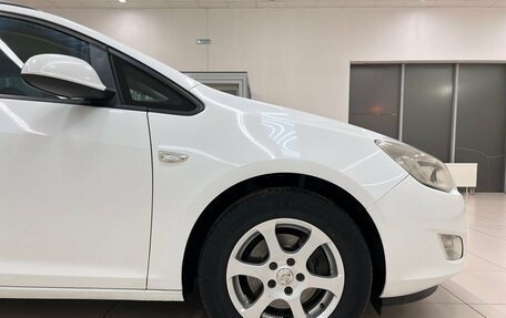 Opel Astra J, 2011 год, 615 000 рублей, 12 фотография