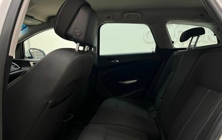 Opel Astra J, 2011 год, 615 000 рублей, 18 фотография