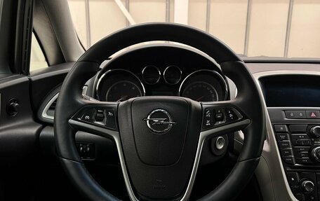 Opel Astra J, 2011 год, 615 000 рублей, 19 фотография