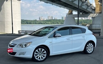 Opel Astra J, 2011 год, 529 000 рублей, 1 фотография