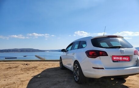 Opel Astra J, 2012 год, 900 000 рублей, 3 фотография