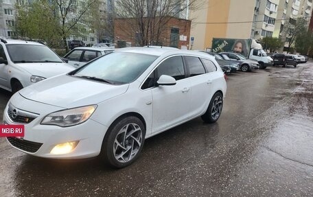 Opel Astra J, 2012 год, 900 000 рублей, 5 фотография