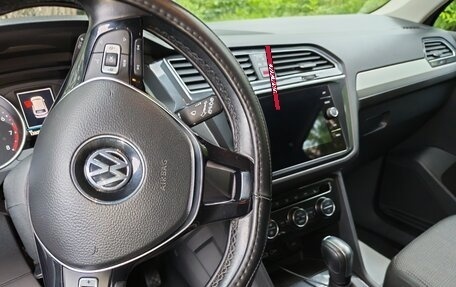 Volkswagen Tiguan II, 2019 год, 2 120 000 рублей, 11 фотография