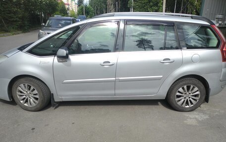 Citroen C4 Picasso II рестайлинг, 2009 год, 630 000 рублей, 2 фотография
