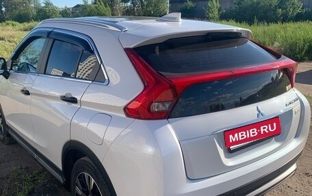 Mitsubishi Eclipse Cross, 2021 год, 2 400 000 рублей, 5 фотография