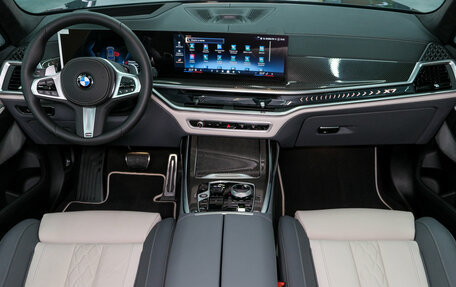 BMW X7, 2025 год, 18 894 000 рублей, 13 фотография