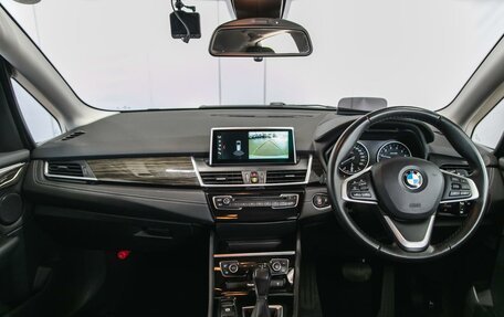 BMW 2 серия Grand Tourer F46 рестайлинг, 2016 год, 1 390 000 рублей, 13 фотография