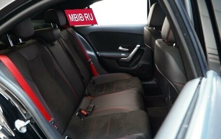 Mercedes-Benz A-Класс AMG, 2020 год, 3 849 444 рублей, 7 фотография