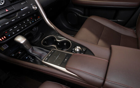 Lexus RX IV рестайлинг, 2021 год, 5 750 000 рублей, 14 фотография