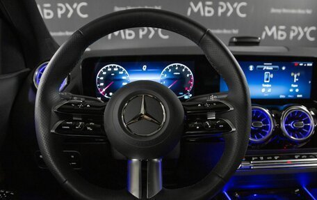Mercedes-Benz GLA, 2024 год, 6 000 000 рублей, 14 фотография