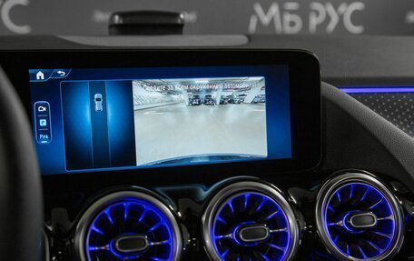 Mercedes-Benz GLA, 2024 год, 6 000 000 рублей, 18 фотография