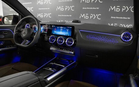 Mercedes-Benz GLA, 2024 год, 6 000 000 рублей, 21 фотография
