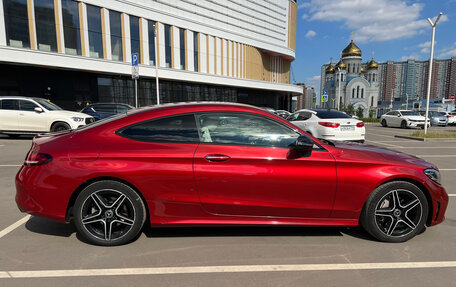 Mercedes-Benz C-Класс, 2018 год, 3 150 000 рублей, 4 фотография