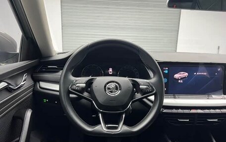 Skoda Octavia IV, 2023 год, 2 212 000 рублей, 9 фотография