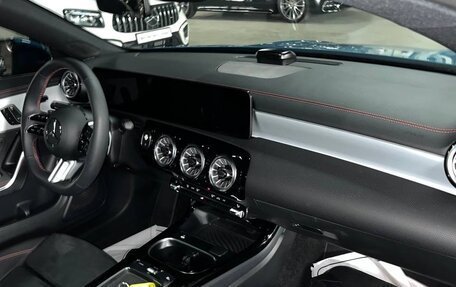 Mercedes-Benz CLA, 2024 год, 5 680 000 рублей, 13 фотография