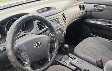 KIA Magentis II рестайлинг, 2010 год, 700 000 рублей, 6 фотография