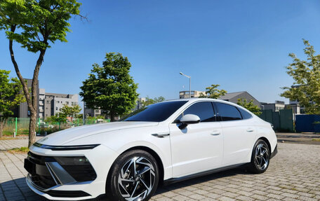 Hyundai Sonata VIII, 2023 год, 2 590 000 рублей, 3 фотография