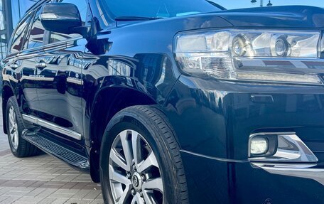 Toyota Land Cruiser 200, 2018 год, 6 200 000 рублей, 12 фотография