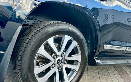 Toyota Land Cruiser 200, 2018 год, 6 200 000 рублей, 11 фотография
