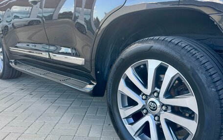 Toyota Land Cruiser 200, 2018 год, 6 200 000 рублей, 6 фотография