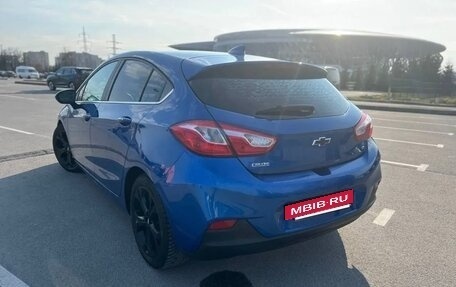 Chevrolet Cruze II, 2017 год, 1 000 000 рублей, 6 фотография