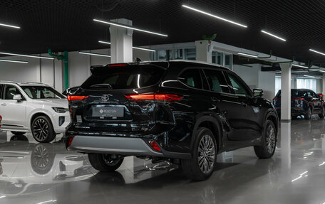 Toyota Highlander, 2026 год, 5 300 000 рублей, 4 фотография