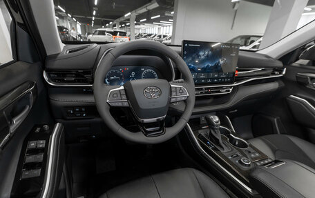 Toyota Highlander, 2026 год, 5 300 000 рублей, 7 фотография
