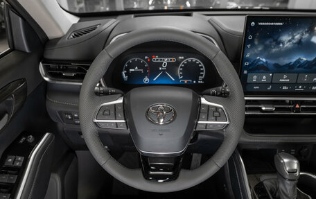 Toyota Highlander, 2026 год, 5 300 000 рублей, 11 фотография
