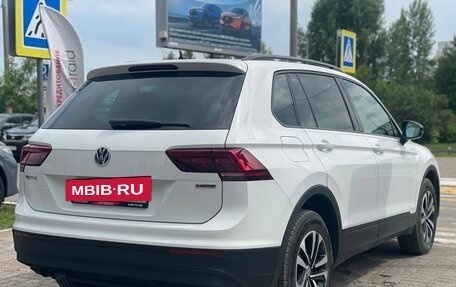 Volkswagen Tiguan II, 2019 год, 2 590 000 рублей, 5 фотография
