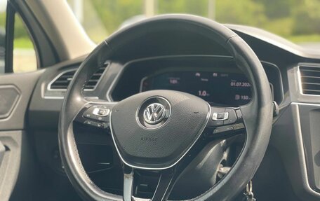 Volkswagen Tiguan II, 2019 год, 2 590 000 рублей, 21 фотография