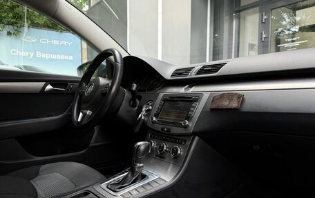 Volkswagen Passat B7, 2011 год, 999 900 рублей, 25 фотография