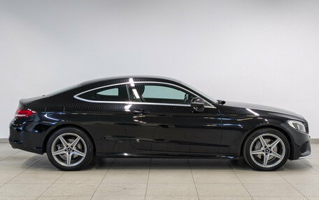 Mercedes-Benz C-Класс, 2016 год, 3 370 000 рублей, 4 фотография