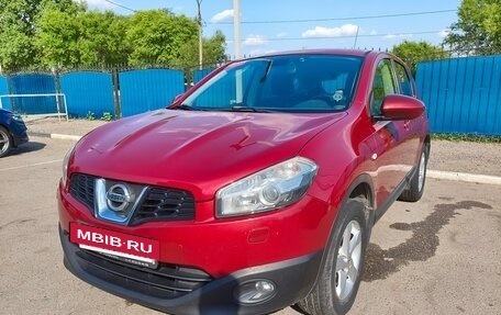 Nissan Qashqai, 2010 год, 890 000 рублей, 2 фотография
