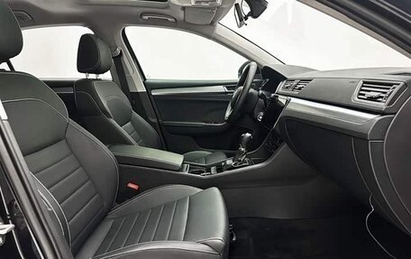 Skoda Superb III рестайлинг, 2023 год, 2 378 000 рублей, 15 фотография