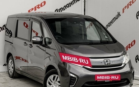 Honda Stepwgn IV, 2020 год, 2 370 000 рублей, 3 фотография