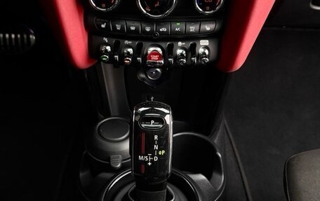 MINI Hatch, 2020 год, 3 000 000 рублей, 5 фотография