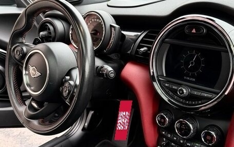 MINI Hatch, 2020 год, 3 000 000 рублей, 4 фотография