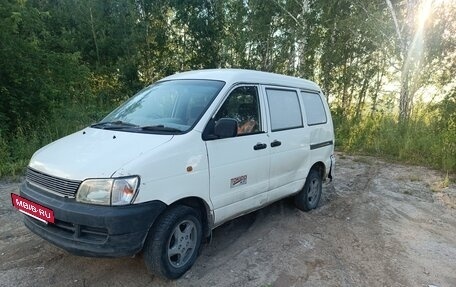 Toyota Town Ace III, 2000 год, 545 000 рублей, 2 фотография
