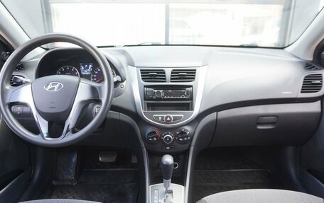 Hyundai Solaris II рестайлинг, 2013 год, 735 000 рублей, 12 фотография