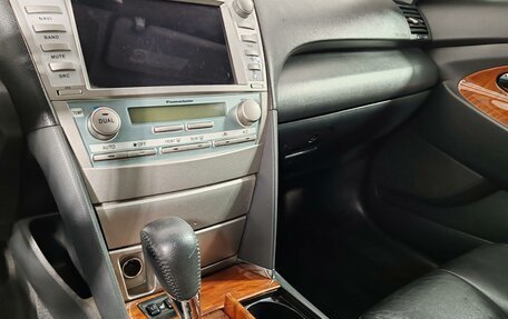 Toyota Camry, 2009 год, 935 000 рублей, 18 фотография