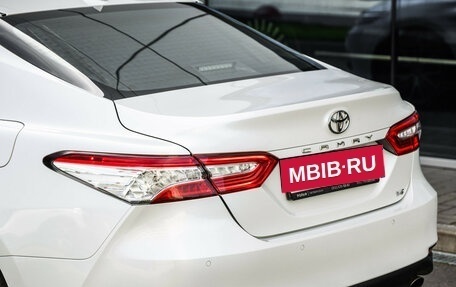 Toyota Camry, 2021 год, 3 700 000 рублей, 13 фотография